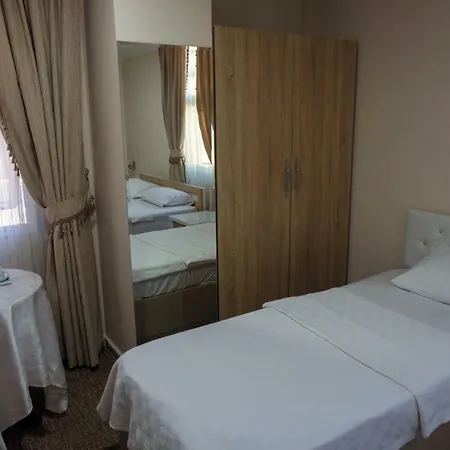 Hotel Golden Es